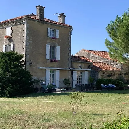 Homestay No5 D'hotes Courcome